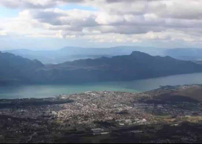 Calme Avec Jardin Centre Lejlighed *